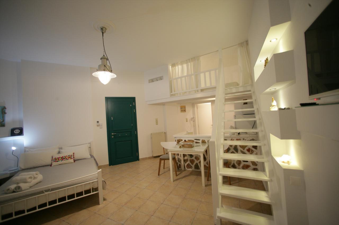Seaside Apartments Adamantas  Exterior photo